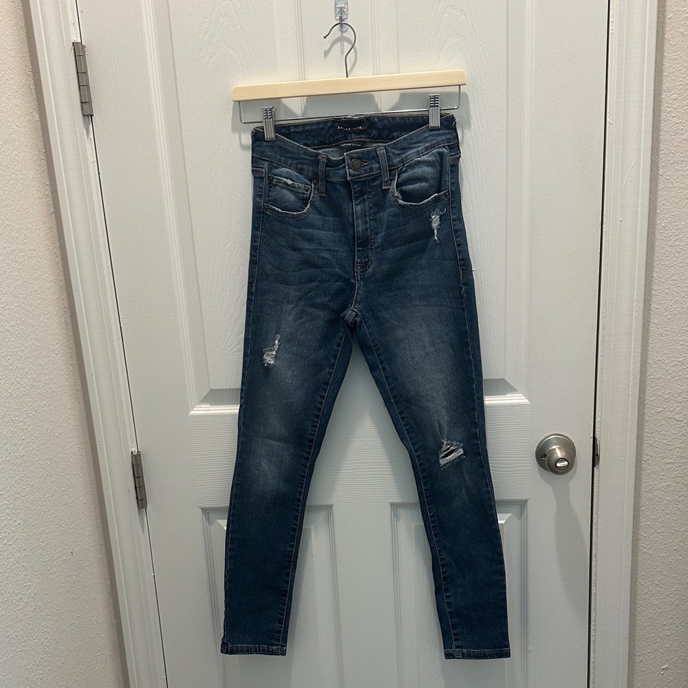 Aeropostale Women’s Dark Blue Distressed High Rise Jegging